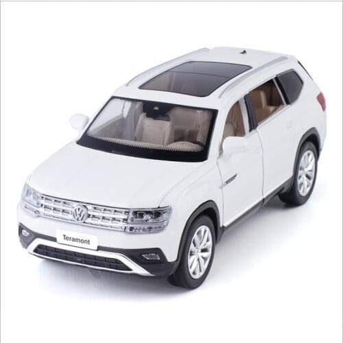 1: 32 tuang alloy car model six return force acousto optic childrens toy simulation model childrens birthday gift