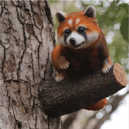 Outdoor Garden Landscape Tree Pendant Resin Animal Simulation Raccoon Sculpture Villa Garden Courtyard Yard Creative Decoration