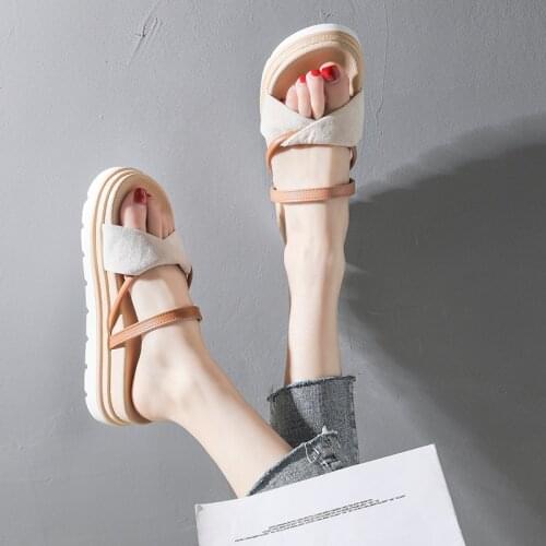 Flat Shoes Female Womans Slippers Med Luxury Slides Platform Beach Women 2020 Designer Sabot Rome PU Fabric Rubber Female