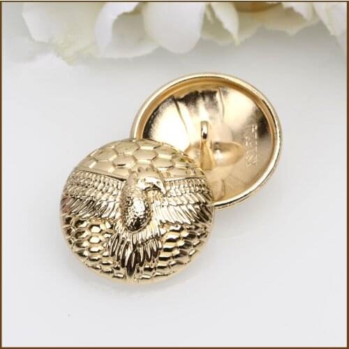 20 pcs/lot High Grade Metal Buttons European Golden Eagle Button Fashion Women Trench Coat Mens Casual Clothes Buttons