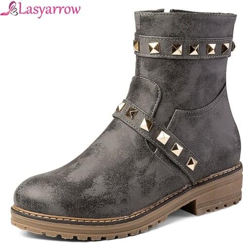 Lasyarrow Womens Big Size 44 Fashion 2019 winter casual Boots Women Shoes rivets Casual Buckle western Botas Shoes Woman Boots