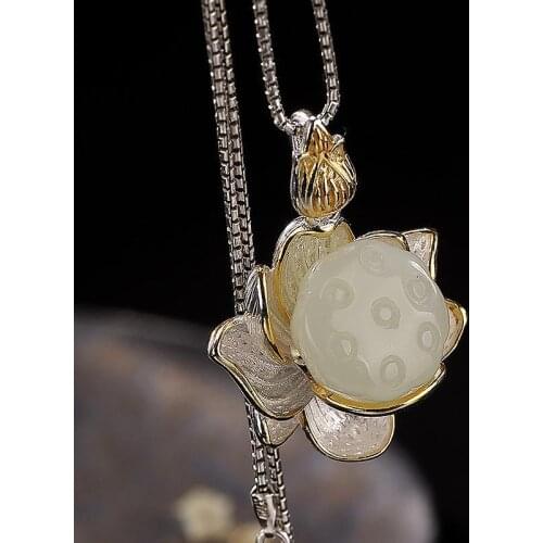 New Silver Natural Inlaid Hetian White Chalcedony Lotus Womens Temperament Noble Light Luxury Sense Necklace