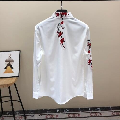 Autumn 2021 New Shirt Mens Long Sleeved Embroidered Flower Shirt Mens Top Trend Chemise Hawaienne Homme Black Shirts Men Dress