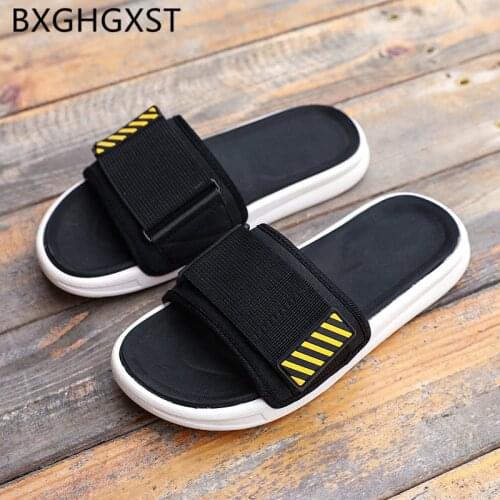 Luxury Mens Slippers Outdoor Fashion Designer Shoes Men 2020 Flat Beach Slippers Men Summer Slippers Fashion Casual Shoes Brand