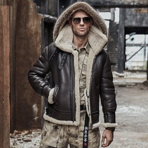 New Genuine Leather Jacket Men Raccoon Fur Hooded Fur One Mens Short Locomotive Fur Winter Leather Coat Sheepskin Jacket