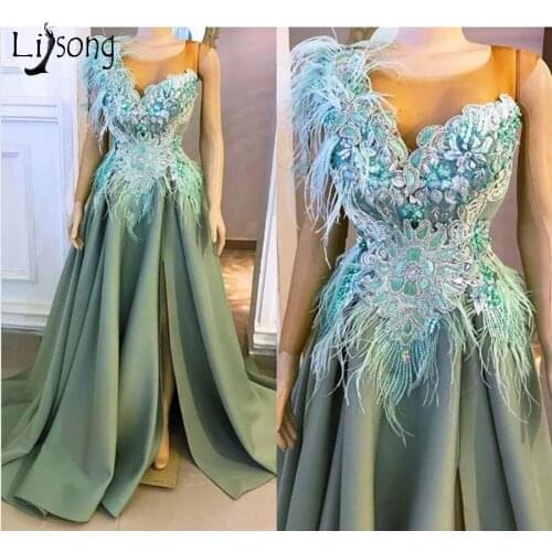 Royal Modest Light Green A-line Evening Dresses Crystal Feather Long Prom Gowns Appliques Sexy Side Split Party Dress