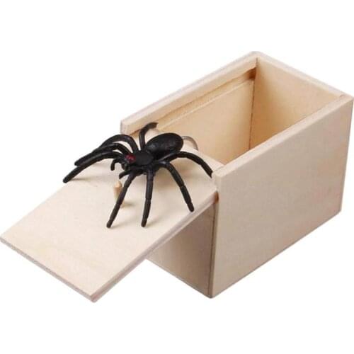 Prank Toy Surprise Box Animal Spider Wooden Box Practical Fun Joke Mischievous Toy Gift Scared Whole Screaming Toy