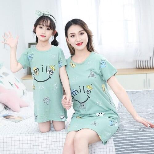 Baby Girls Nightgowns 100% Cotoon Sleep Dress Summer Short Sleeves Nigthwear New Fashion Girl Nightdress Parent-child Pajamas