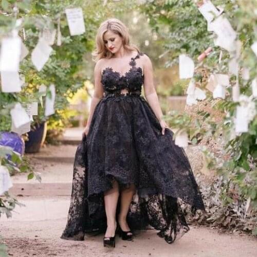 Gothic Black Lace Plus Size Appliques Wedding Dresses High Low Country Bridal Gown Backless Vestidos De Noiva Maternity Wedding