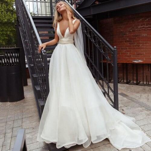 Eightree Sexy Backless Wedding Dresses 2021 Organza V Neck Bride Dress A Line Cheap Wedding Gowns Robe de Mariage