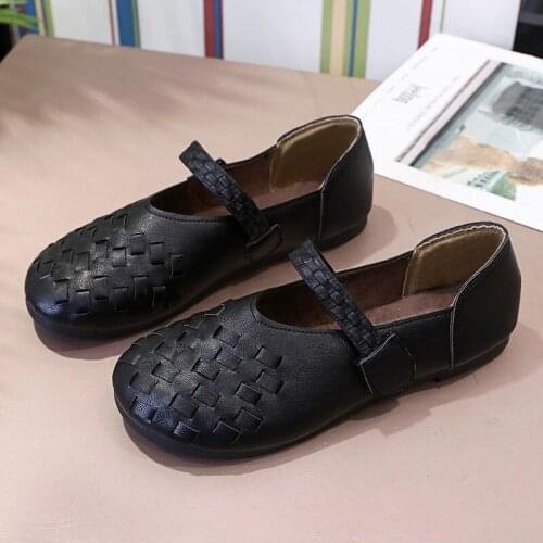 2021 Womens Shoes Fashion Trend Solid Color PU Woven Belt Classic Round Toe Flat Heel Soft and Comfortable Casual Shoes