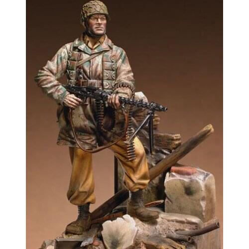 1/18 Assembly Resin Figure paratrooper 90mm