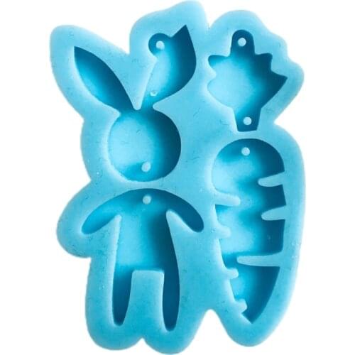 2021 New Rabbit Carrot Keychain Epoxy Resin Mold Charm Jewelry Earrings Silicone Mould