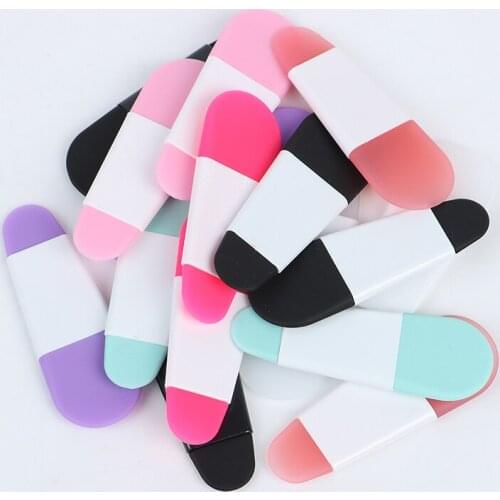 2Pcs Mini Cosmetic Spatula Curved Scoop Makeup Mask Cream Spoon Eye Cream Stick