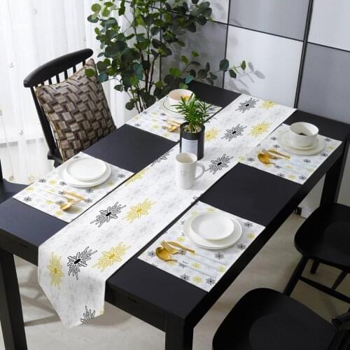 Snowflake Pattern Table Runner Placemats Set Country Wedding Table Art Decoration for Kitchen Home Dining Holiday
