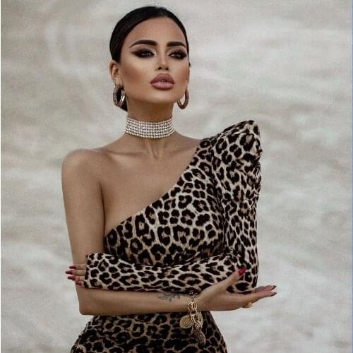 Vero Sinly 2021 Sexy One Shoulder Split Leopard Long Sleeve Midi Women Summer Dress Designer Fashion Evening Party Dress Vestido