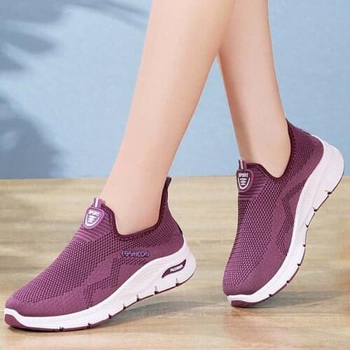 Winter Casual Women Mesh Sneakers Ladies Flats Slip On Vulcanied Shoes New Non Slip Platform Comfort Shoe Woman Fashion 2021