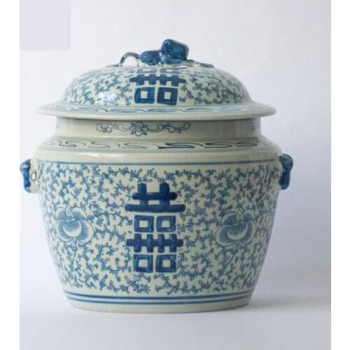 Blue And White Porcelain Ginger jar pot Jingdezhen Qing Dynasty ceramic decorate jar