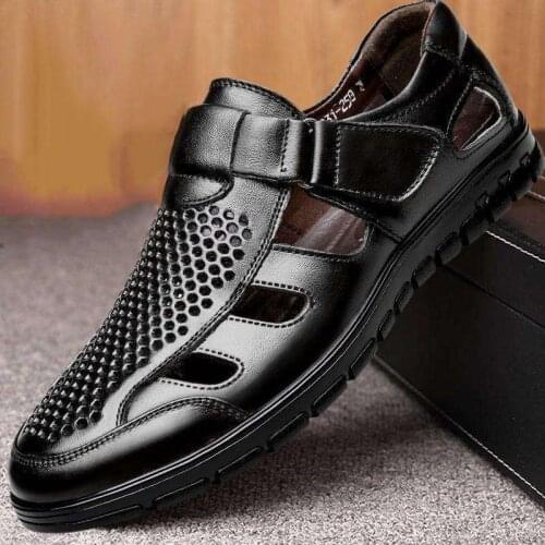 New Summer Men Sandals Leisure Beach Slipper Mens Casual Shoes Leather Sandals for Male Buckle Roman Sandalies size 38-44