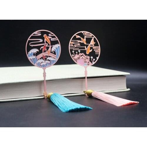 Exquisite Pisces bookmark Chinese style brass hollow fish bookmark pendant accessories creative student stationery