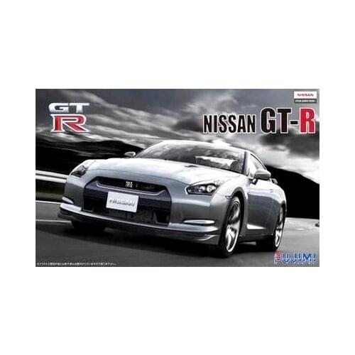 1/24 Fujimi Plastic Assembled Car Model Toy Nissan GT-R (R35) Sports Car Static Model DIY Assembled Model Kit #03767