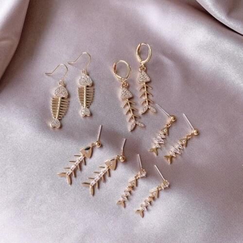 Trendy Fish Bone Shape Dangle Earrings Bohemian Modern Metal Zinc Alloy Earrings Minimalism Cute Female Earrings Accessories