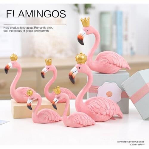 2PCS/SET Resin Flamingo Nordic style Room Decor Flamingo Scandiniavian Decor For Girl Room Resin Flamingo Queen And King 2PCS