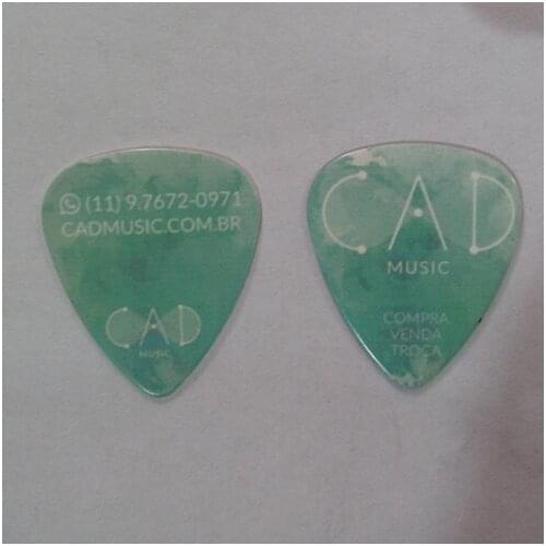 Centralized brand guitar picks with two-sided print in size 1.5mm
