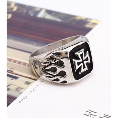 New Retro Flame Printing Celtic Cross Pattern Ring Mens Ring Fashion Vintage Metal Ring Accessories Party Jewelry