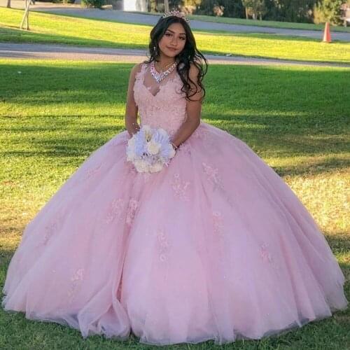 Vintage Lace Appliques Sweet 15 Ball Gown Tulle Quinceanera Dresses 2021 V-Neck Cap Shoulder Vestidos De 15 Anos Sweet 16 Dress