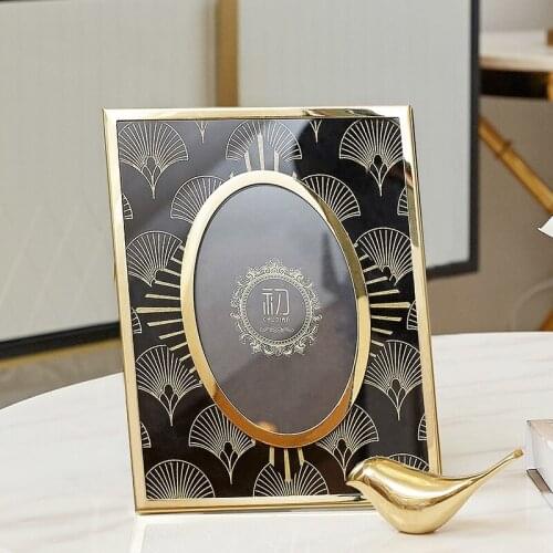 6 Inch European Style Light Luxury Metal Photo Frame Living Room Ornaments