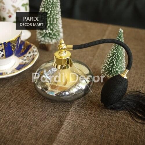 LA TREASURE Decor Items