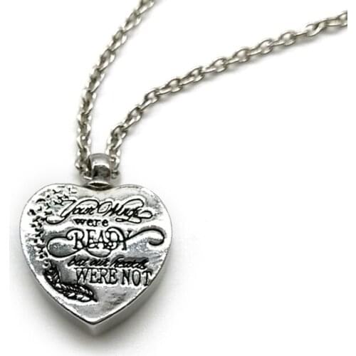 Simple Moon Heart Choker Necklace for Women Chain Necklace Pendant on neck Chokers Fashion Bohemia Necklaces Jewelry Gifts 2020