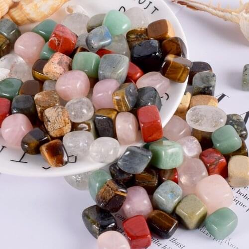 Mixed Tumbled Stone Irregular Polishing Natural Rock And Quartz Crushed Stone Or Artificial palm Bead For Chakra Healing Decor