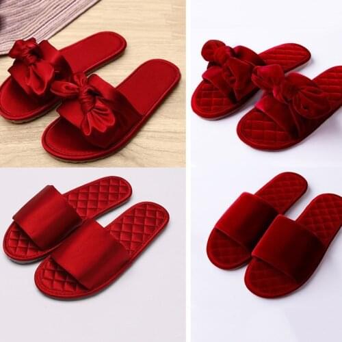 Team Bridesmaid Gift Non-Slip Velour Wedding Party Satin Slippers For Bride Bridesmaid Bachelorette Party Soft Wedding Shoes