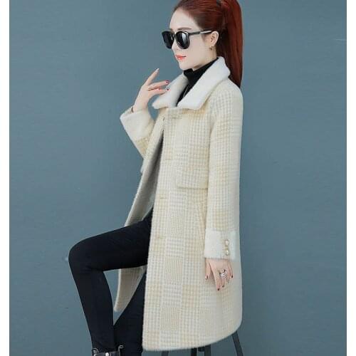High Quality Woolen Coat Women Autumn Winter Jacket Women Woolen Coat New Fashion Thick Imitation Water Velvet Long Coats HK116