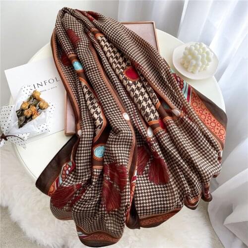 Hign Quality Women Scarf Hijab Luxury Cotton Linen Fashion Muffle Bandana Shawl 2021 Arrive Muslim Headkerchief Suit Autumn