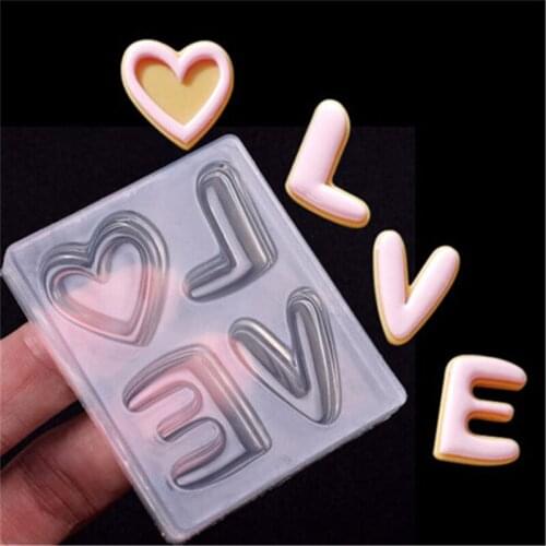 New LOVE Heart-Shaped Letters Silicone Mirror Crystal Cookies Mold Show Love Tools To DIY Letters Shape Cake Baking Tools
