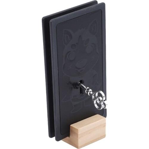 New 1Pcs Funny Children Magical Props Black Necklace Mysterious Magical Tricks Toy Magic Trick Children Magic Performing Props