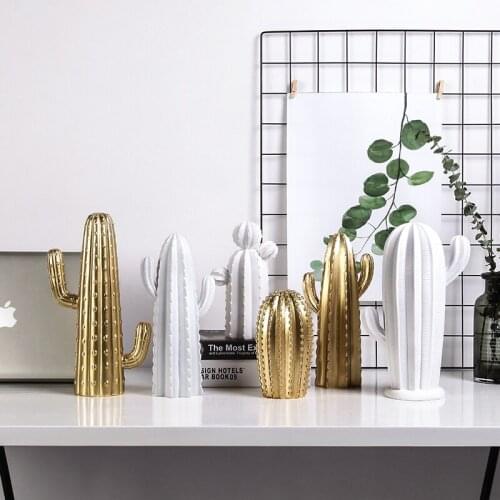 Resin Sculpture Cactus Model Living Room Decoration Resin Crafts Bedside Table Decoration