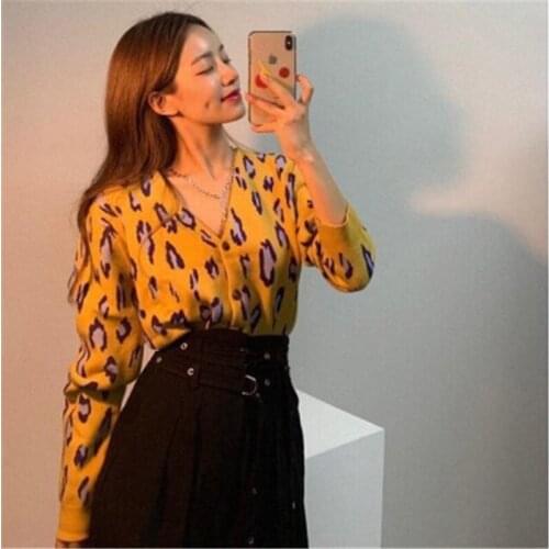 Women Leopard Sweater Jackets Fall Loose Sexy V-neck Wide Shoulder Puff Sleeve Knit Cardigans Females Sweaters Outwear