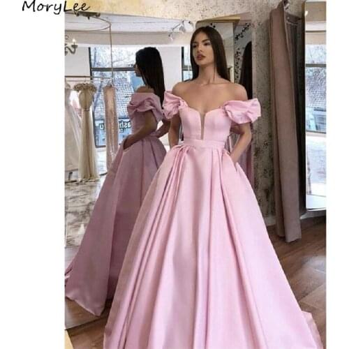 Pink Prom Dresses Off The Shoulder Sleeveless A-Line Satin Pleated Prom Dresses With Lace Up Back vestidos de fiesta de noche