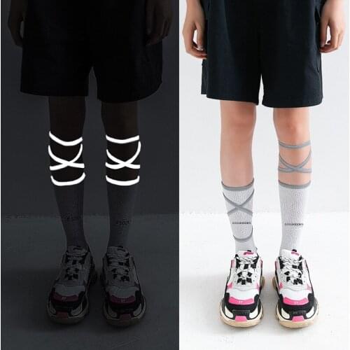 Women Reflective Bandage In Tube Socks Hip-Hop Street Wear Black White Fluorescent Cross Straps Design Short Socks Popsocket