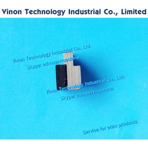 F602 Rubber Chuck edm spare parts A290-8112-X656 for 0iA,1iA,0iB,1iB,iC series. A2908112X656