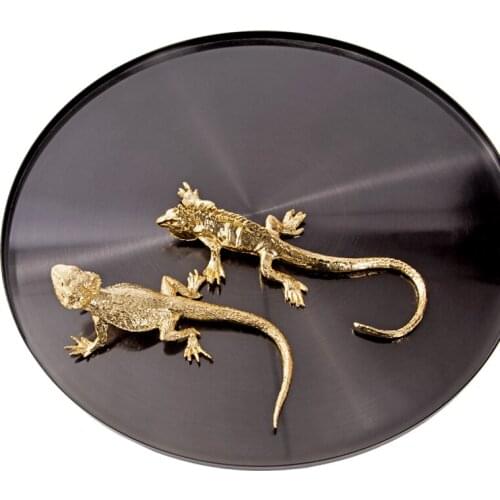 Modern simple metal lizard small ornaments chameleon light luxury study model room crafts