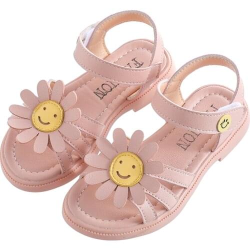 2021 summer girls sandals wild flower Princess shoes Korean childrens beach shoes open-toed baby sun flower soft-soled shoes