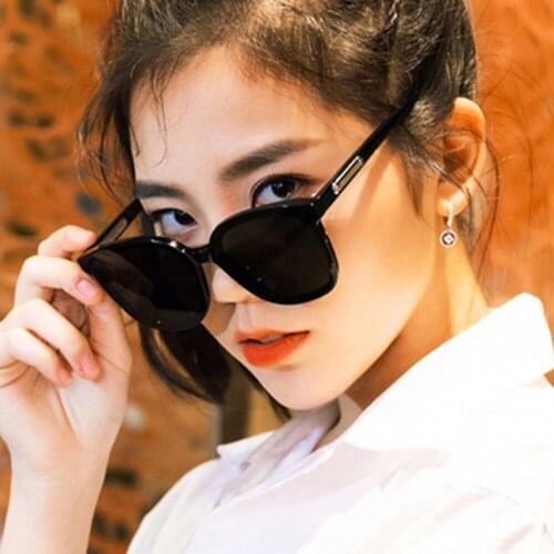 2021 High Quality Square Oversized Sun Glasses Men Women Brand Designer Clear Lens Sunglasses Classic Driving Cat Eye Eyewear UV