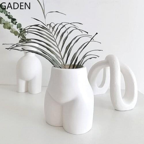 Nordic Minimalist Body Art Ceramic Vase Desktop Flower Arrangement and Dried Flower Desk Decoration Ornaments Countertop Vase