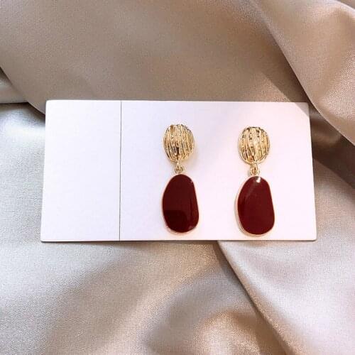 2019 New Arrival Metal Vintage Women Dangle Earrings Retro Wind Female Simple Fashion Elegant Pendant Jewelry