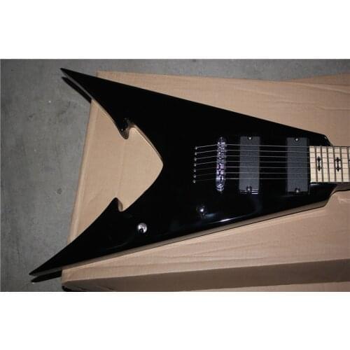 High quality classic 7 string guitar, black body, chrome plated hardware, free delivery